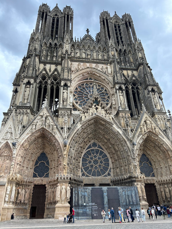 Passeio a pé por Reims 